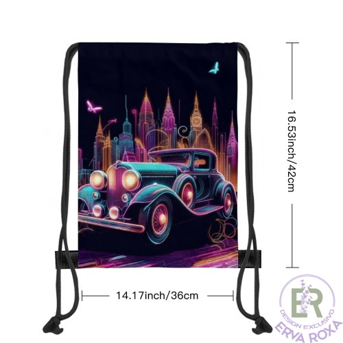 Conheça o Saco de Cordões Modelo automóvel clássico. Apresentamos um acessório cheio de nostalgia e estilo urbano, que destaca a ilustração vibrante de um carro vintage em linhas de néon contra o cenário de uma grande cidade iluminada